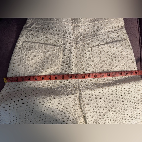 Acne White Eyelet Shorts 30 Waist - Picture 9 of 9